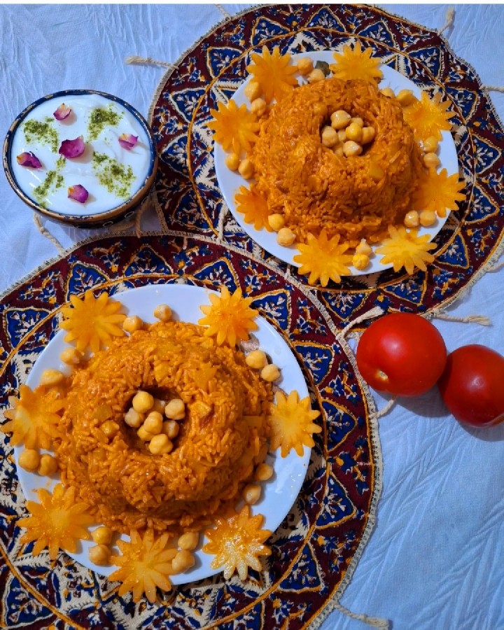 عکس دمی گوجه با طعم نخود