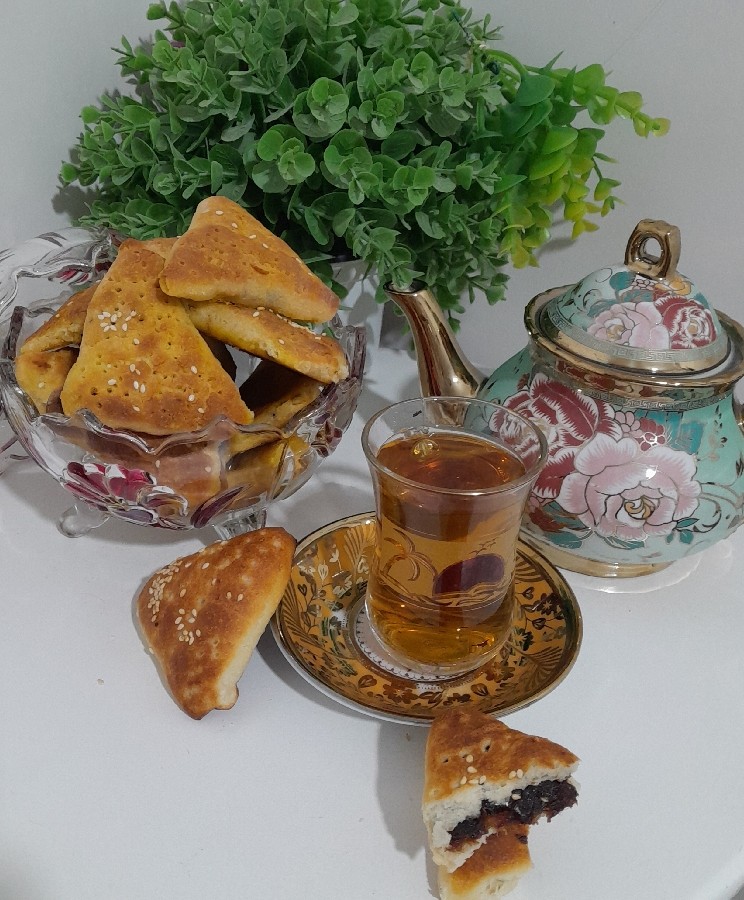 عکس کلوچه خرمایی محلی