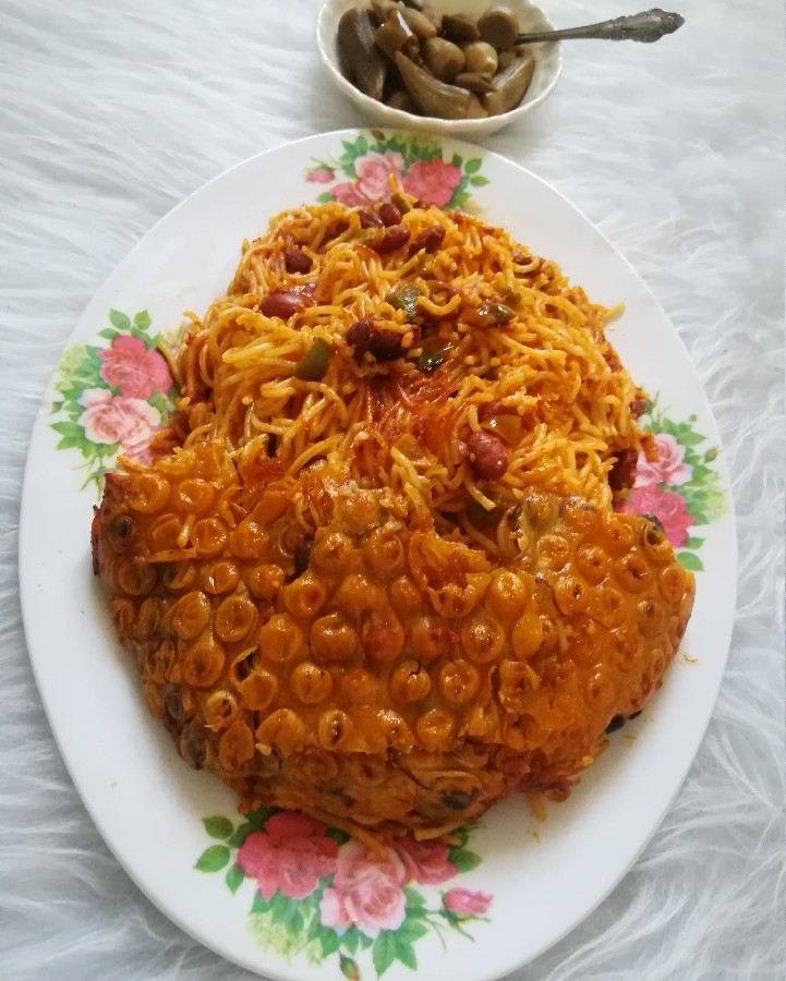 عکس ماکارونی رشته ای.