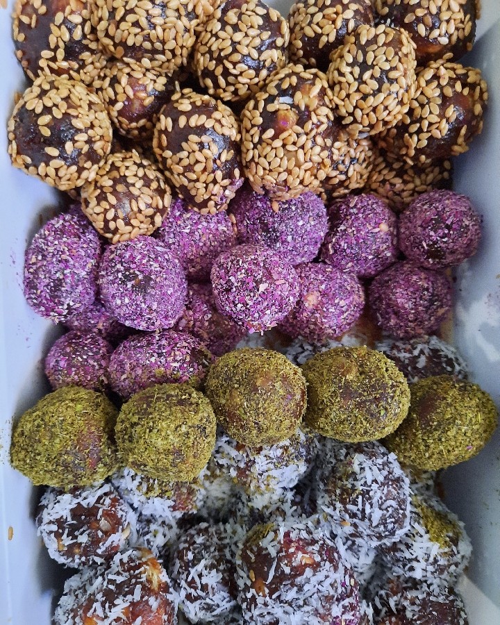 عکس توپک خرمایی خوشمزه