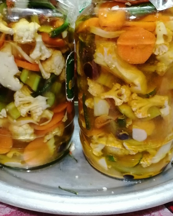 ترشی گل کلم مخلوط# 20 آبان 