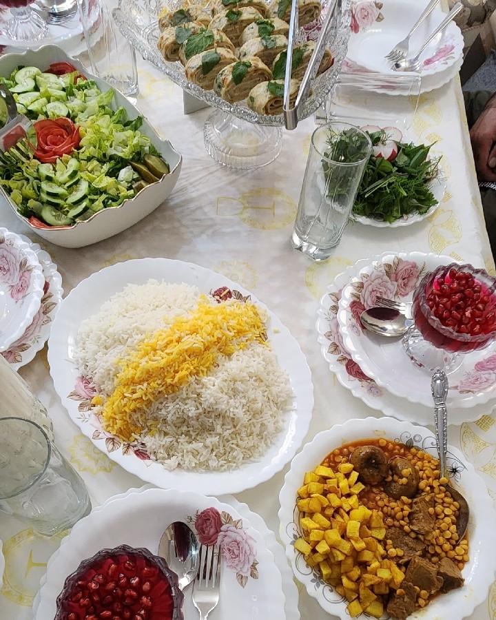 سفره مهمونی من
پاپیون جان قبولش کن لطفا