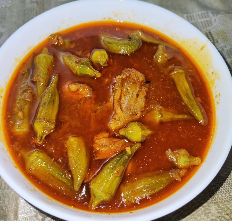 عکس خورش بامیه