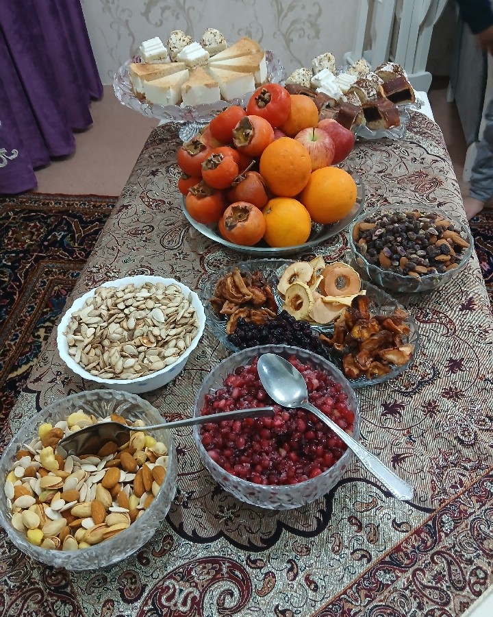 عکس سفره شب یلدا