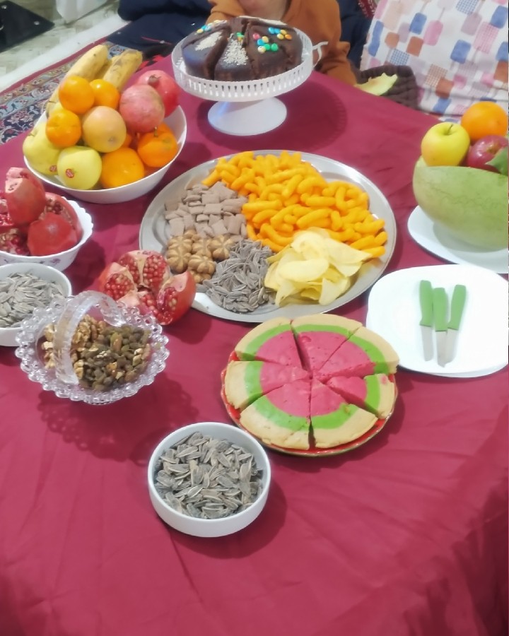 عکس یلدا مبارک
#یلدا 1403 خونه باباجون