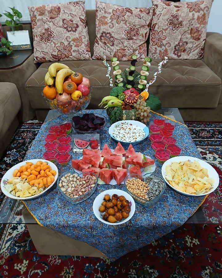 عکس سفره ی یلدا