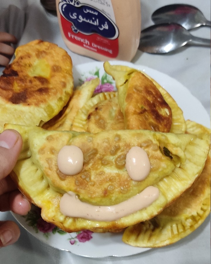 عکس پیراشکی با خمیر جادویی