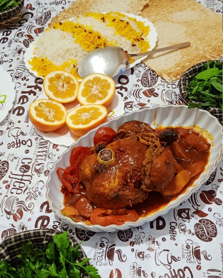 عکس مرغ شکم پر