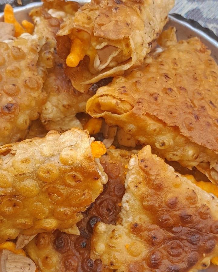 عکس سمبوسه پیتزایی