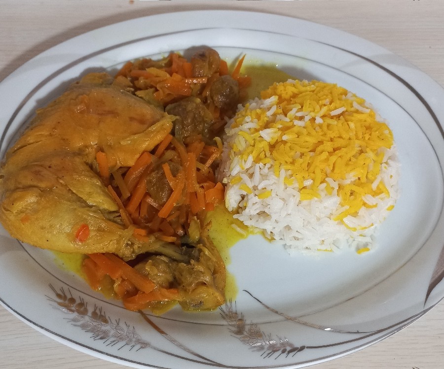 عکس خورشت مرغ و هویج