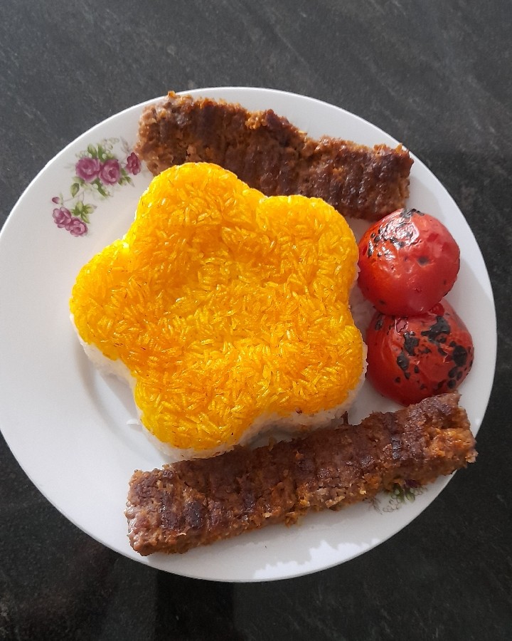 عکس کباب تابه ای نهار روز جمعه عالی شده بود