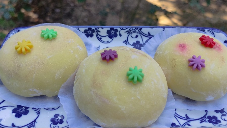 عکس موچی با طعم و فیلینگ موزو گردو