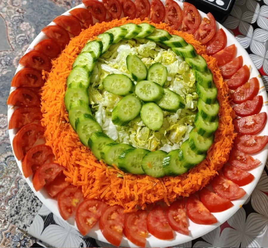 عکس تزیین سالادمون