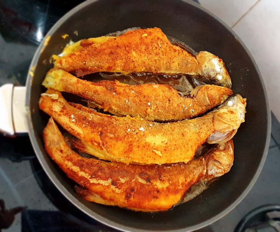 عکس سبزی پلو با ماهی