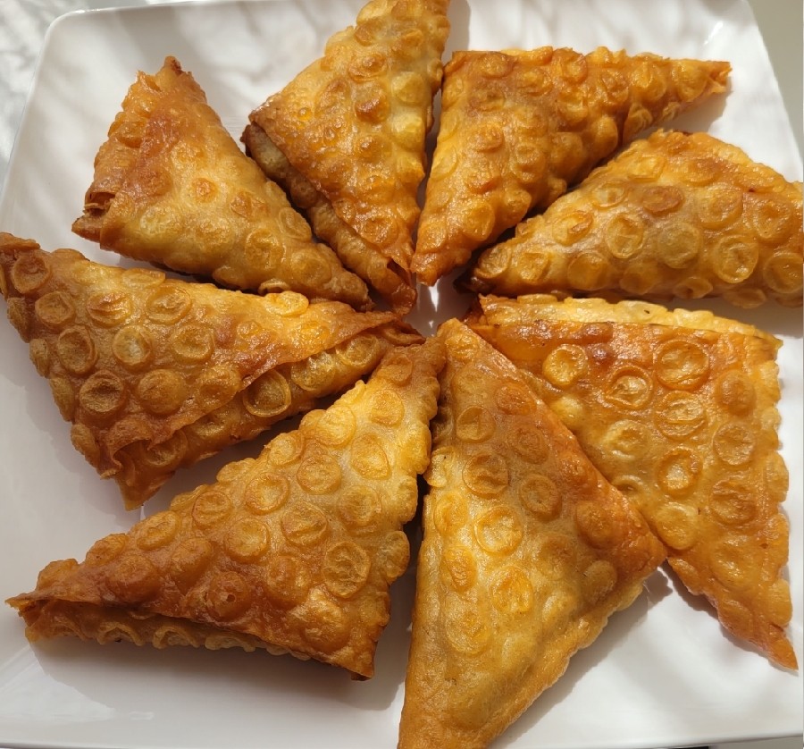 عکس سمبوسه پیتزایی