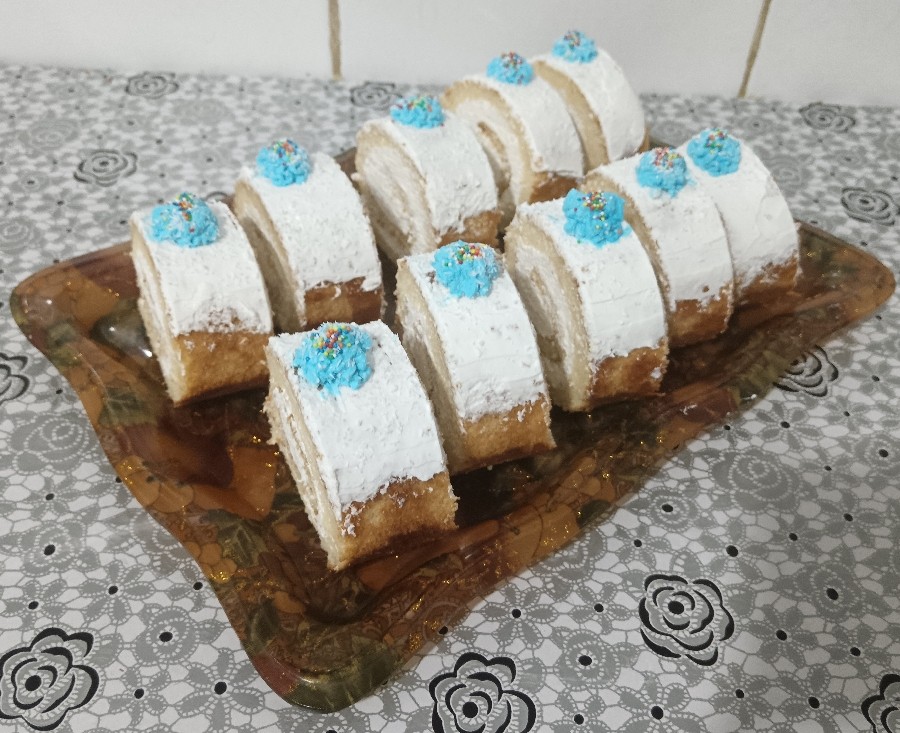 عکس شیرینی رولی ?
