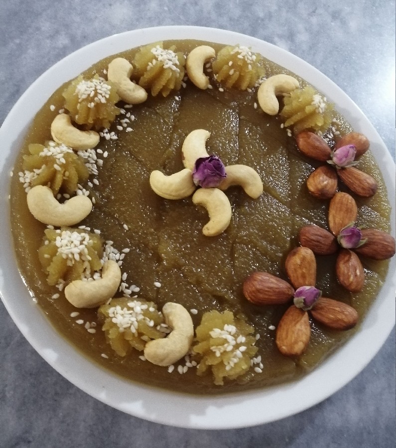 عکس حلوا زعفرونی