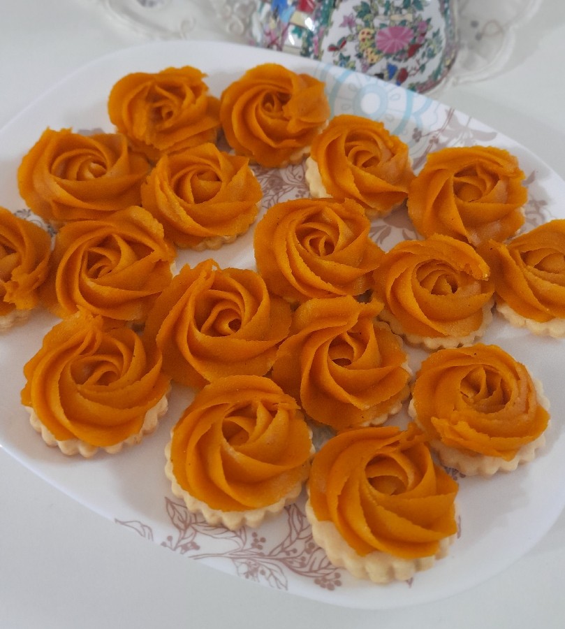 عکس بیسکو حلوا هویج 