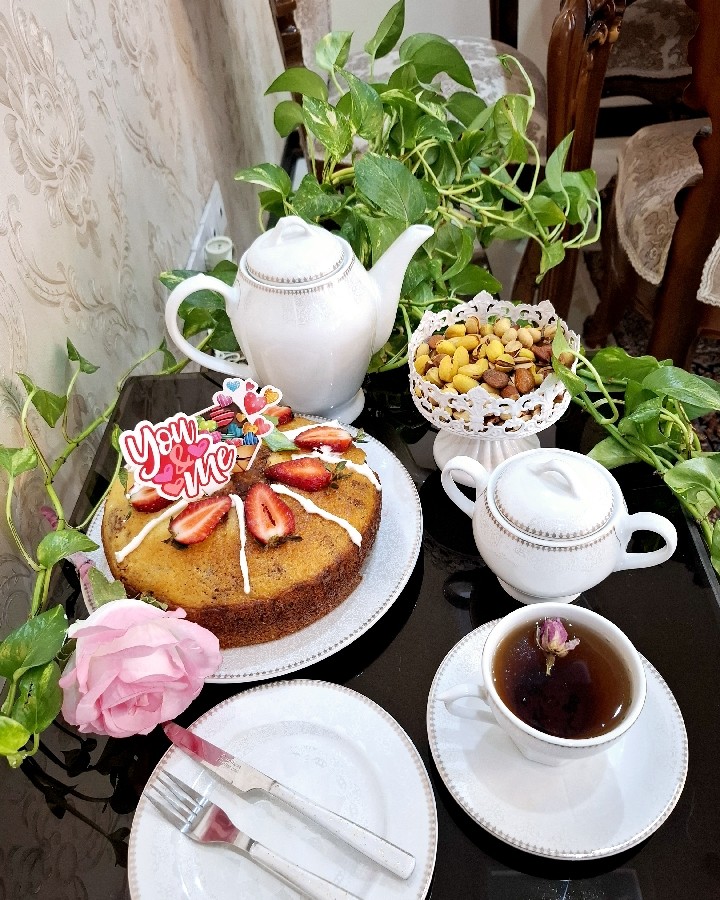 عکس عصرانه دورهمی جاتون خالی (کپشن)