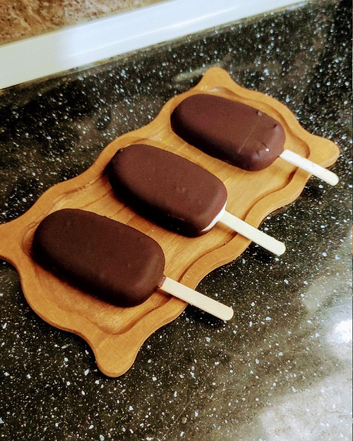 عکس بستنی کیم