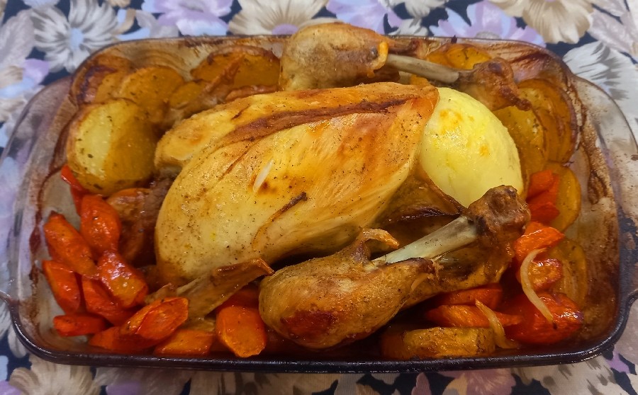 عکس مرغ شکم پر