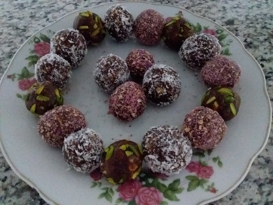عکس *گلوله خرمایی*