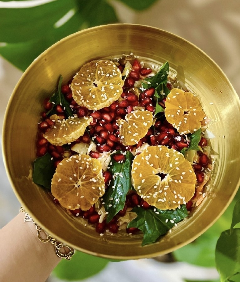 عکس سالاد اسفناج و انار