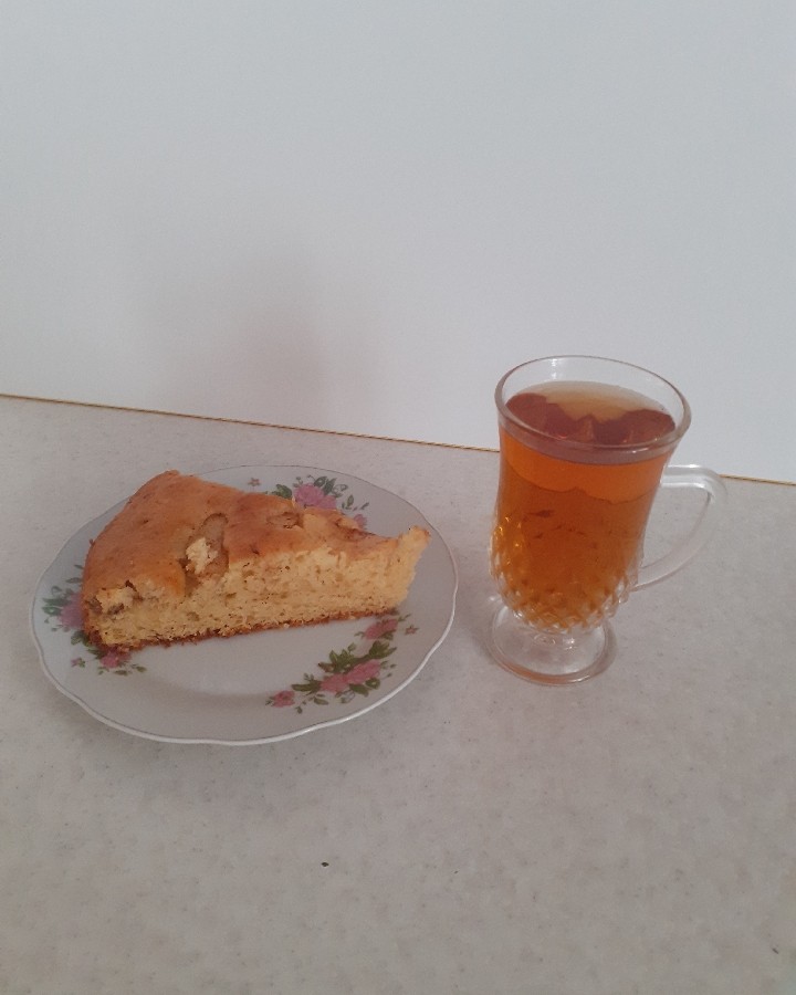 عکس چایییی شمال وکیک سیب پنبه ای