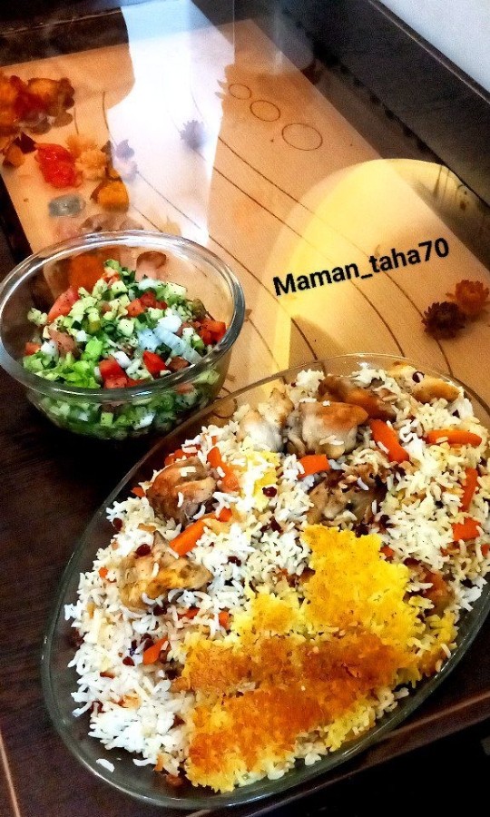 عکس هویج پلو با مرغ نگینی