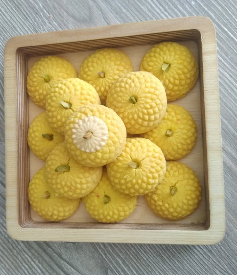 عکس شیرینی برنجی عید ۱۴۰۴
