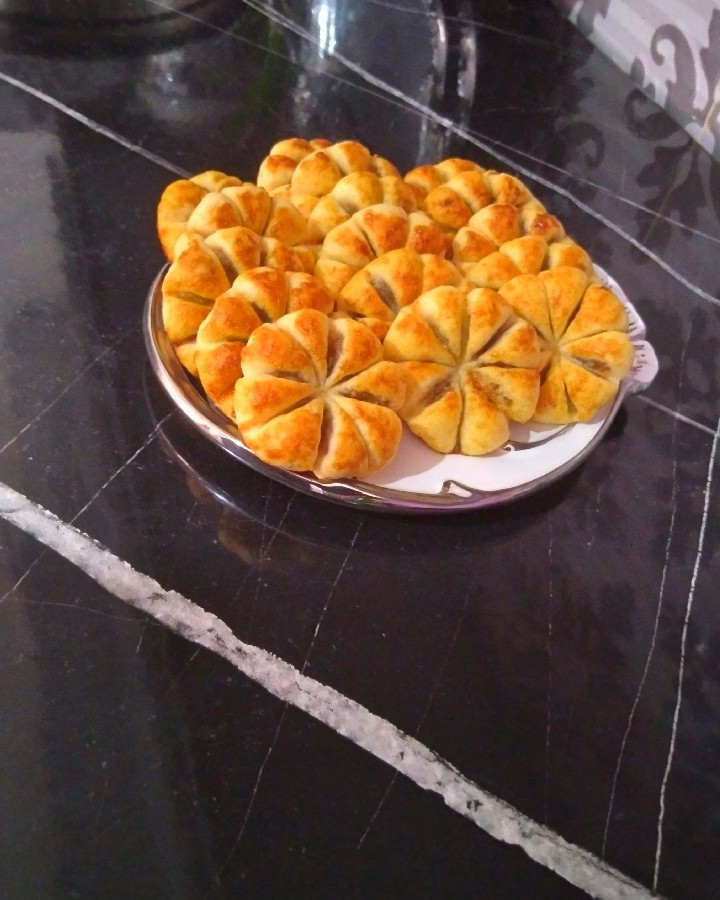 عکس کلوچه خرمایی
ورق بزن