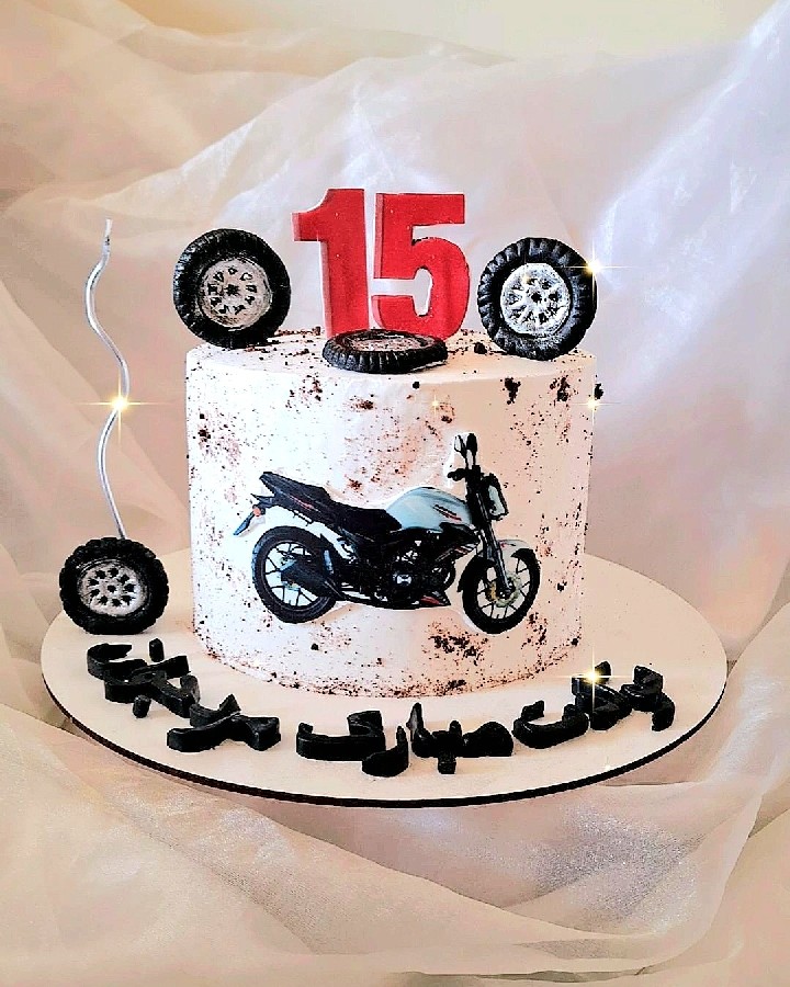 عکس کیک موتوری