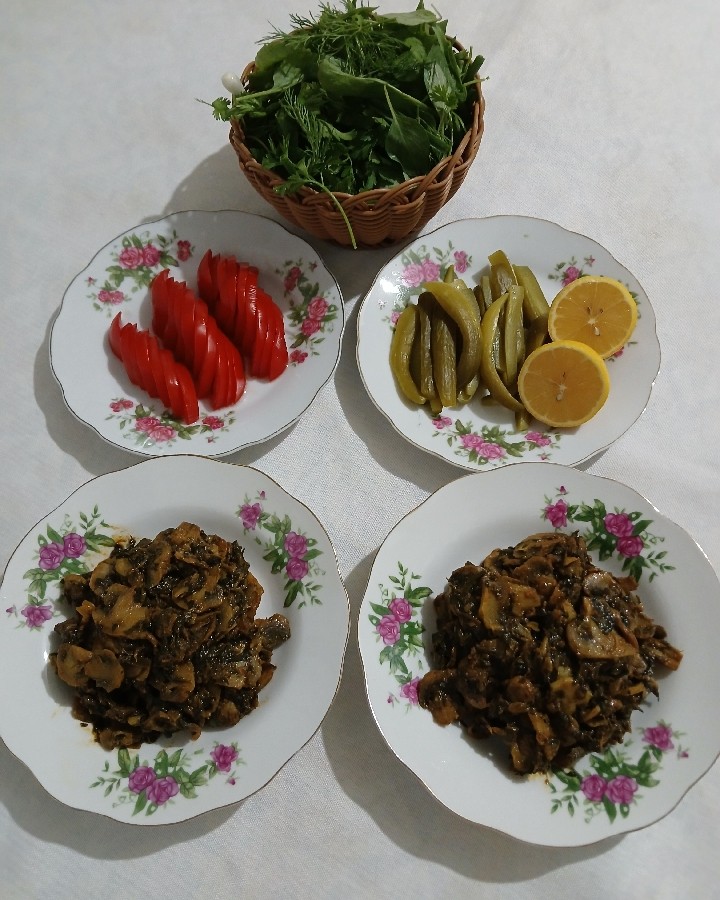 عکس خوراک قارچ مادربزرگ