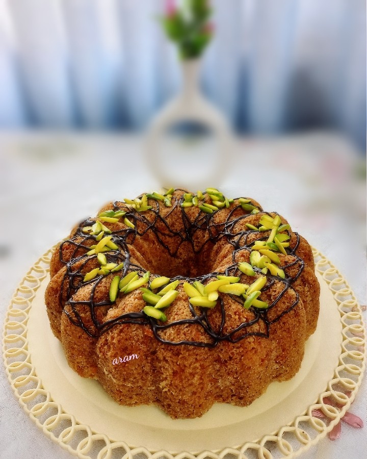 عکس کیک هویج و گردو و دارچین
