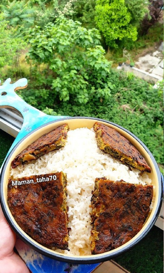 عکس کوکو مخلوط(سیب زمینی خام و گشنیز و جعفری تازه چین)