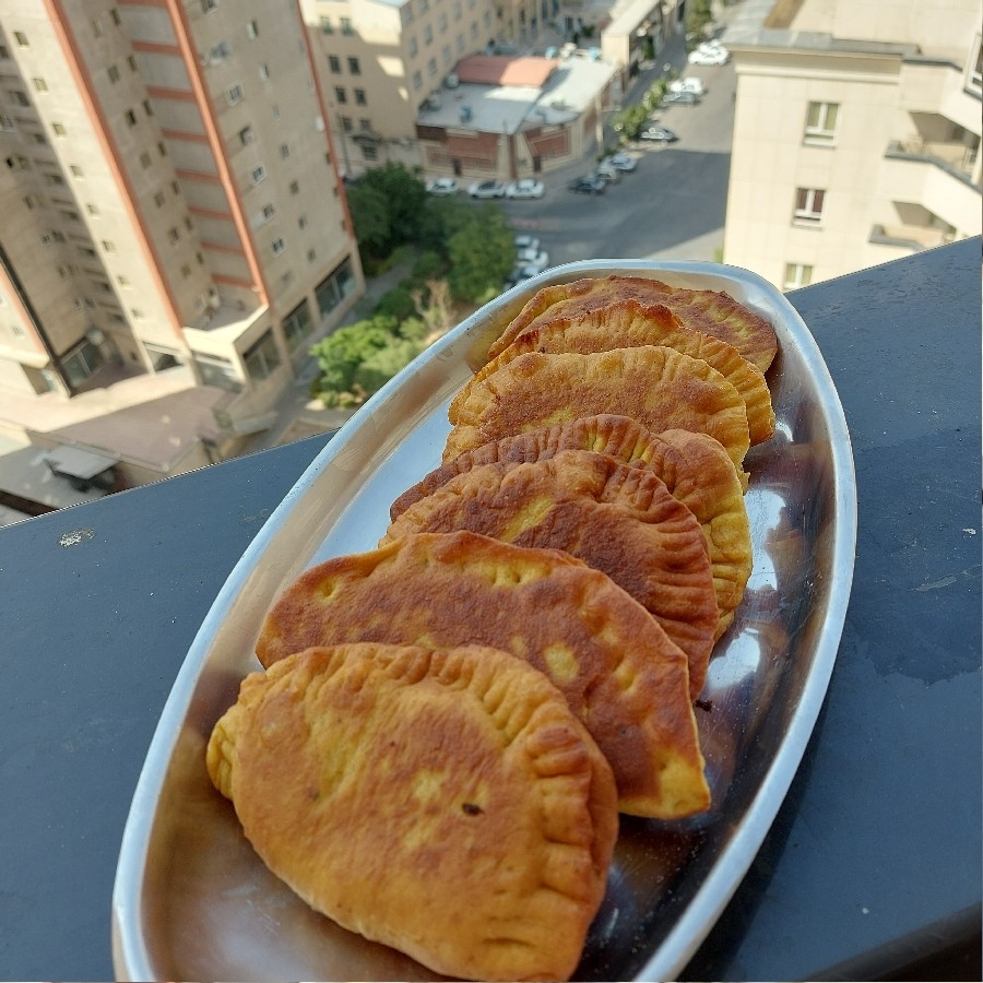عکس پیراشکی گوشتی