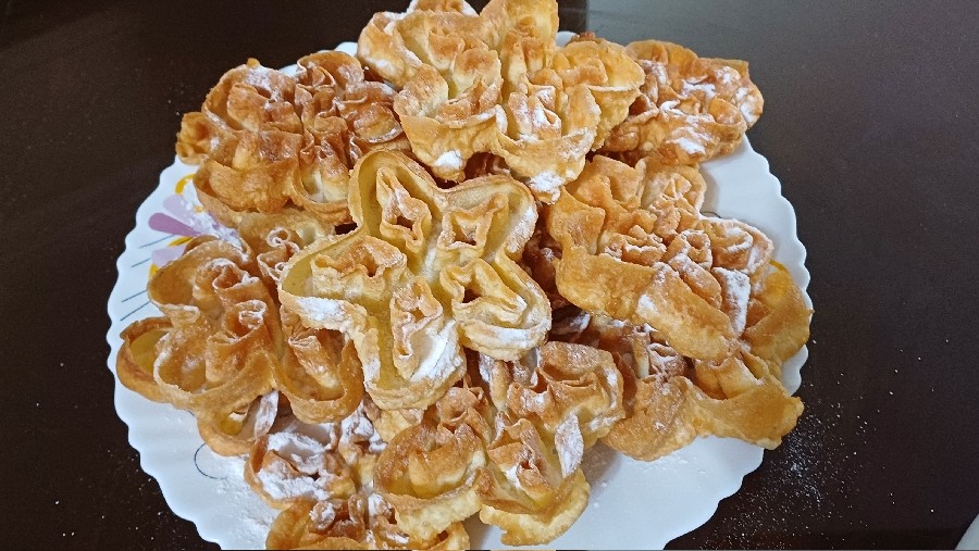 عکس شیرینی نان پنجره‌ ای 
