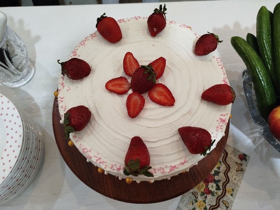 عکس کیک اسفنجی قنادی