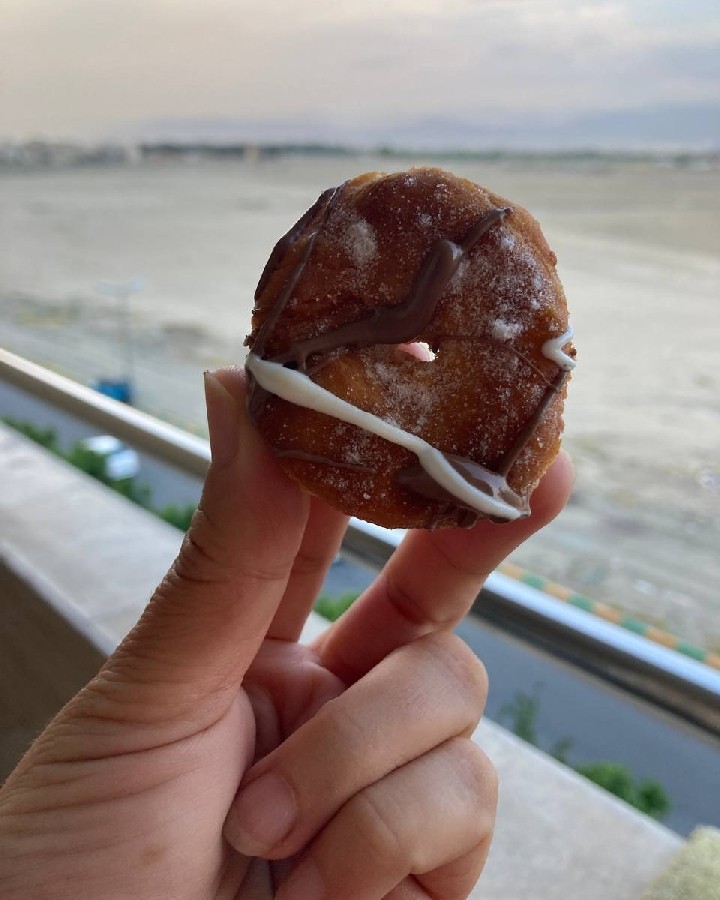 عکس دونات ماستی فوری تصویر متفاوت?