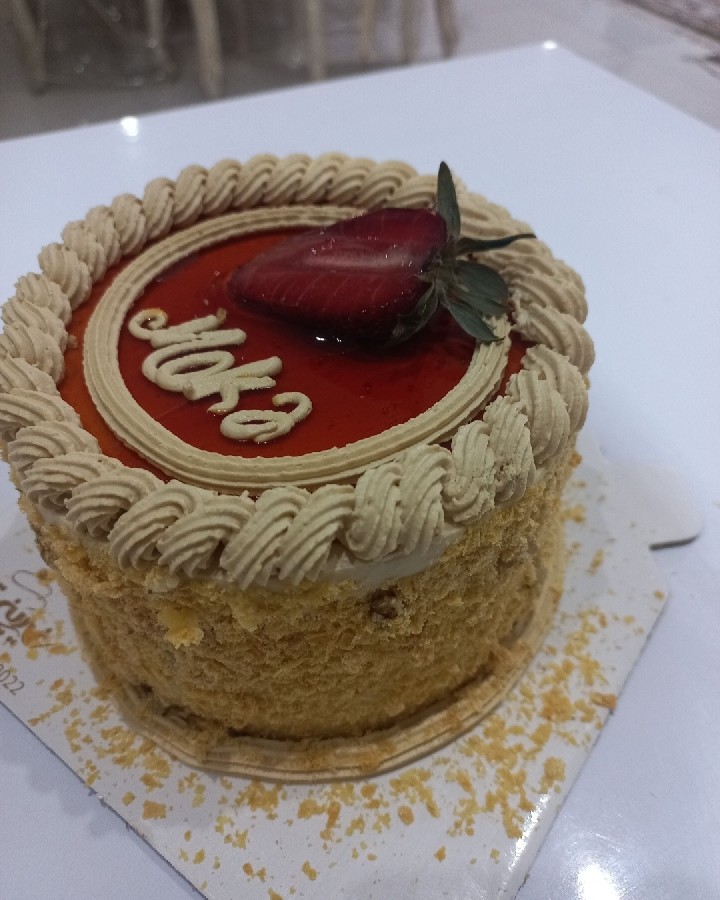 عکس کیک روز
دختر