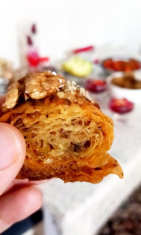 عکس باقلوا گردویی