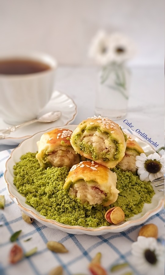 عکس نازک پسته
