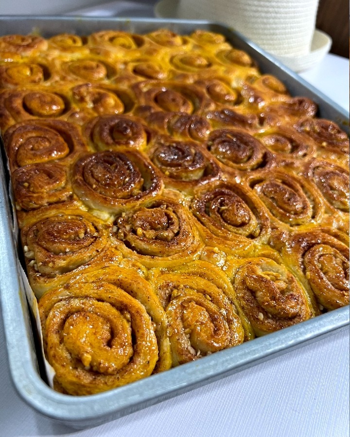 عکس نان رول دارچینی