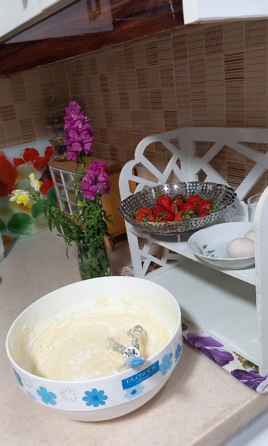 عکس کیک توت فرنگی