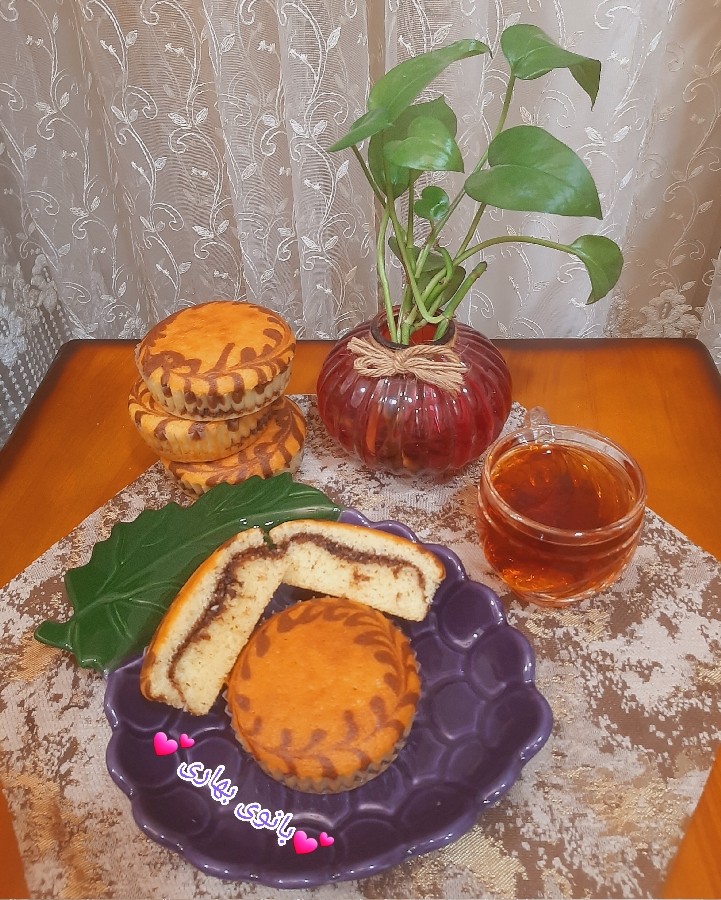 عکس کاپ کیک با مغزی نارگیل وگردو
