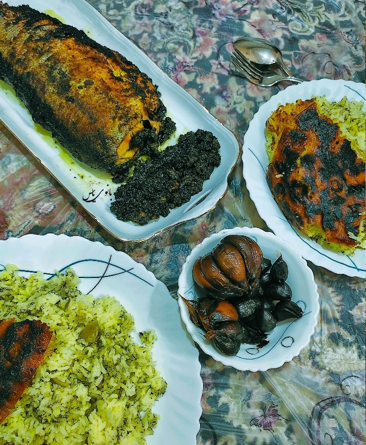 عکس سبزی پلو با ماهی قزل شکم پر
