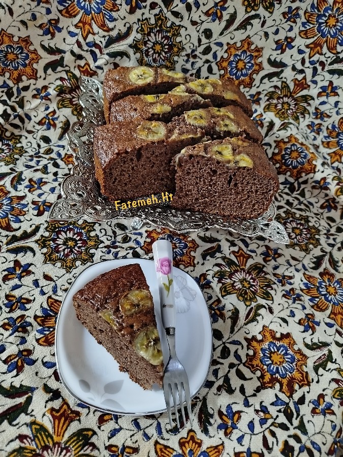 عکس کیک موز و گردو کافی شاپی