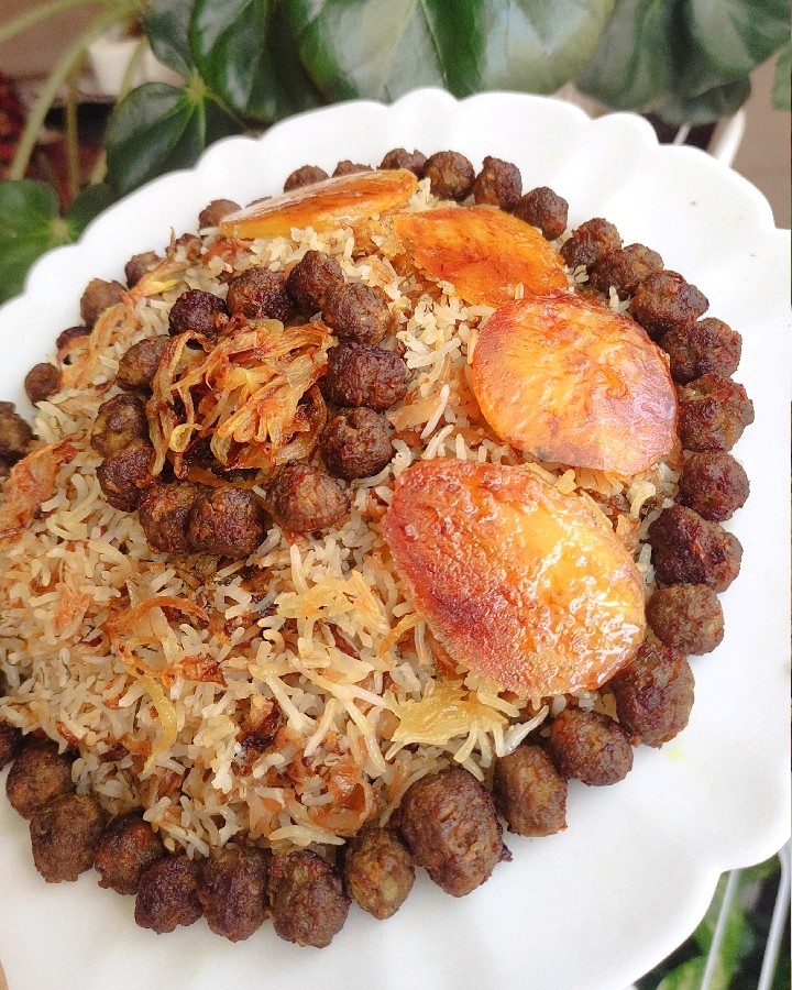 عکس بفرمایید کلم پلو با کوفته قلقلی