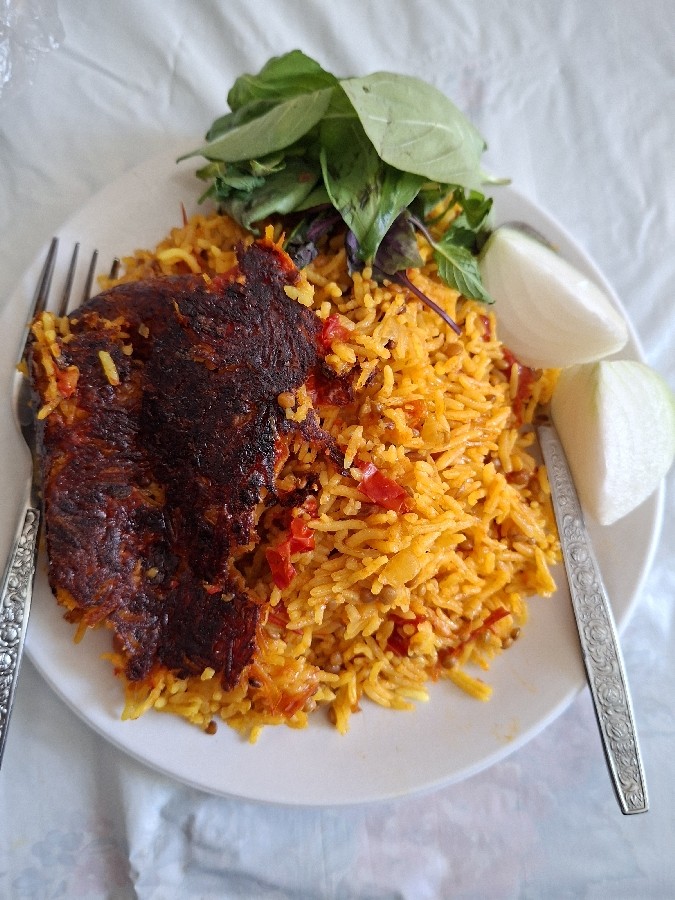 دمی گوجه فرنگی