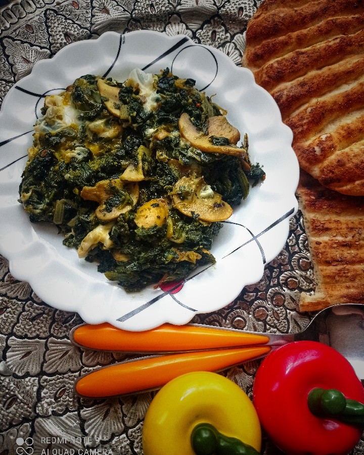 عکس نرگسی